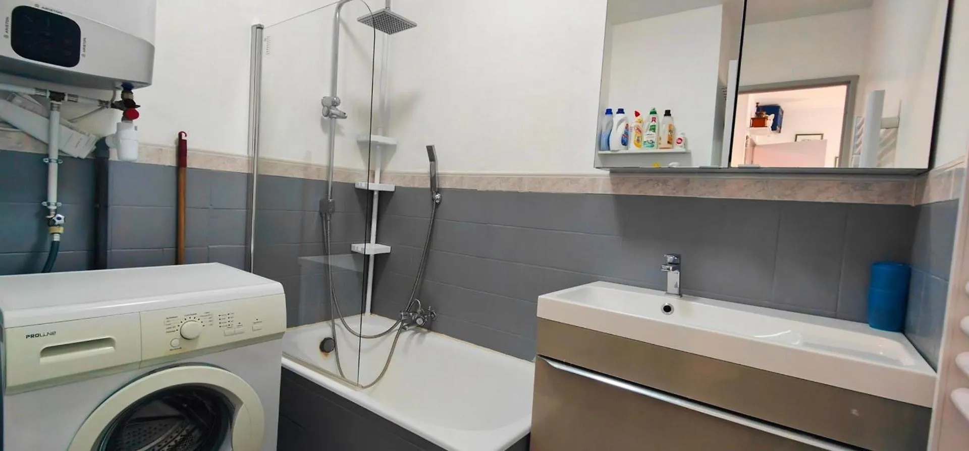Nice Family Studio Near The Beach Frejus France
