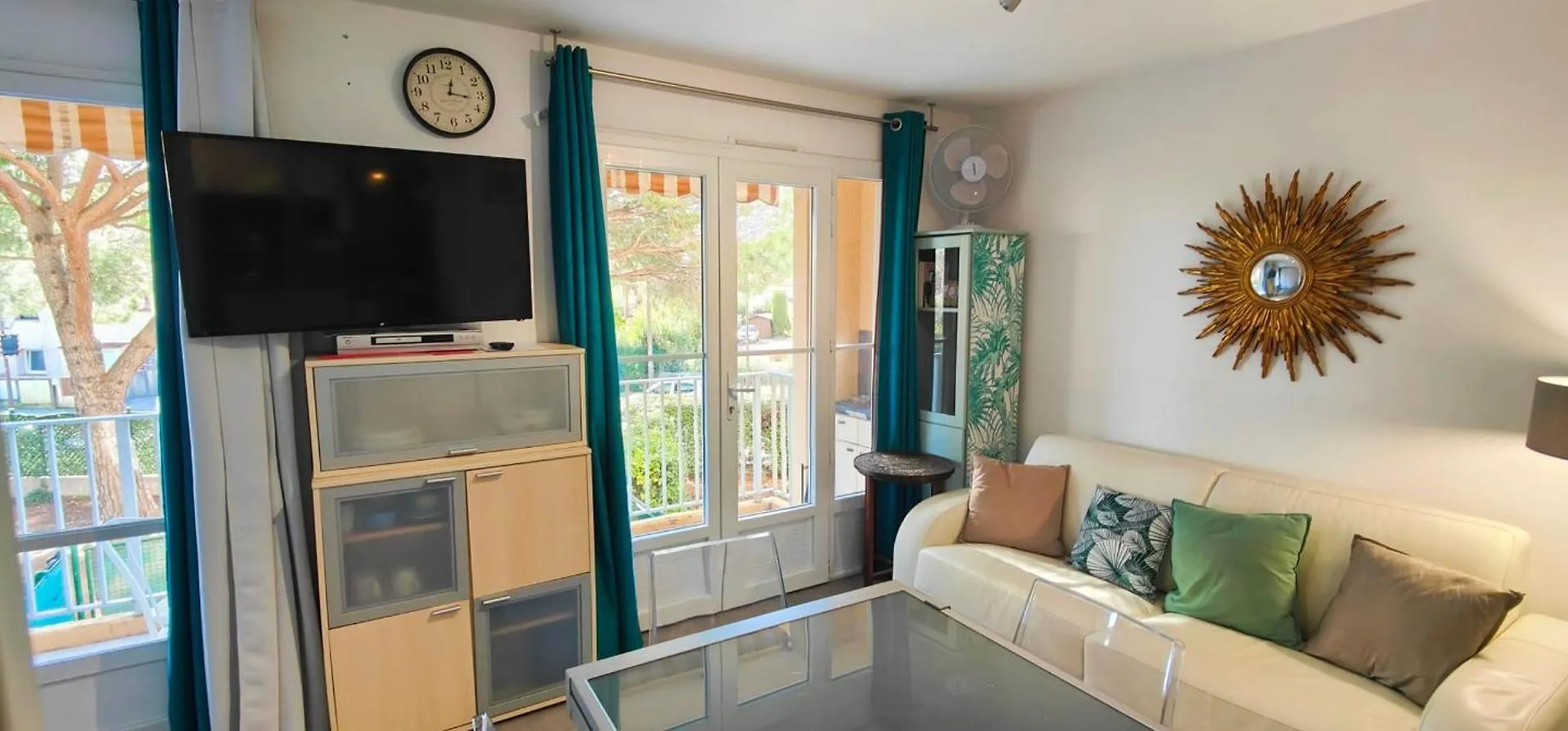 Apartment Nice Family Studio Near The Beach Frejus